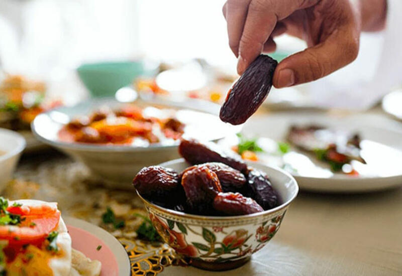 Молитва 4-го дня Рамазана, время имсака и ифтара