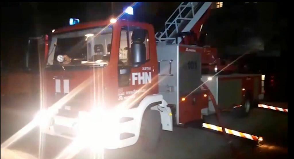 В многоэтажном жилом здании в Баку вспыхнул пожар
