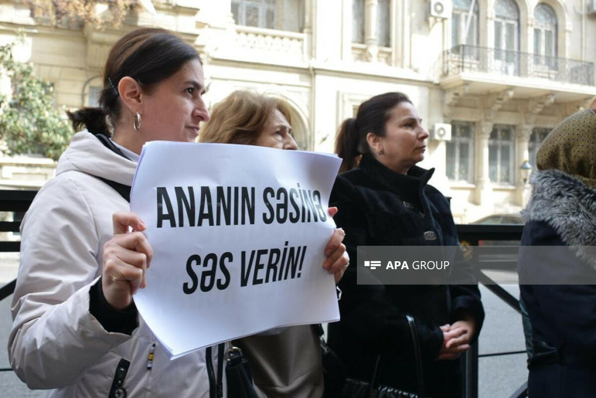 Родственники пропавшего в Иране гражданина Азербайджана провели пикет перед посольством Ирана