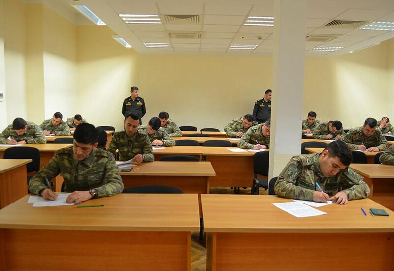 Azərbaycan Ordusunun kadr orqanı işçiləri ilə keçirilən təkmilləşdirmə kursu başa çatıb