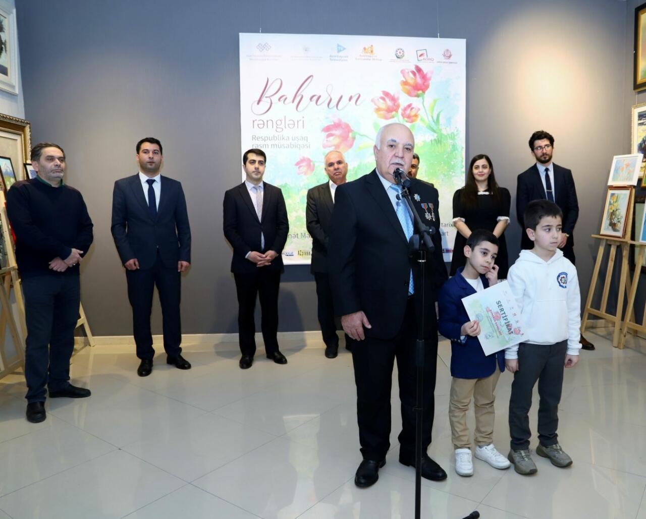 Итоговая выставка Республиканского конкурса детского рисунка "Baharın rəngləri"