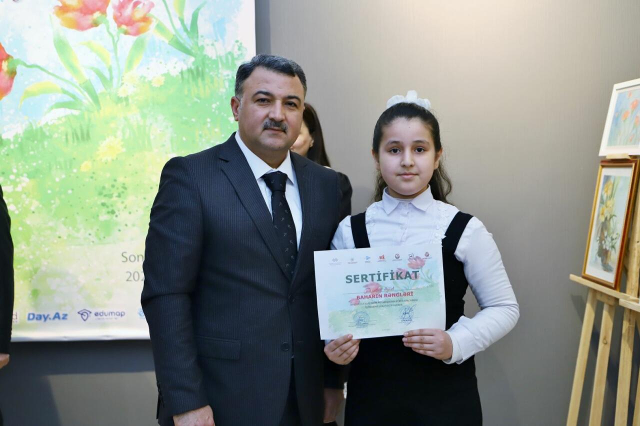 Итоговая выставка Республиканского конкурса детского рисунка "Baharın rəngləri"