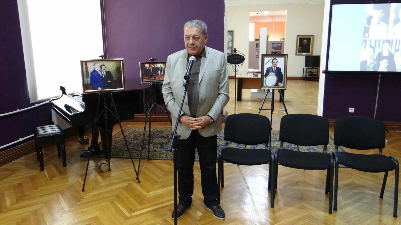 В Баку прошел вечер памяти Джанали Акберова