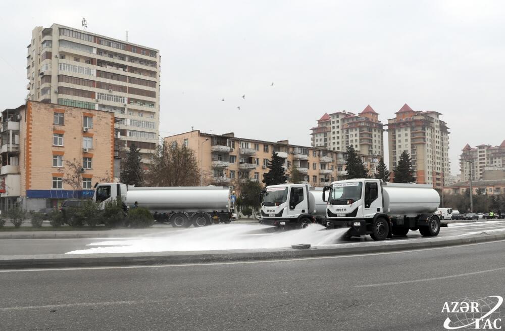 В Баку прошел общегородской субботник