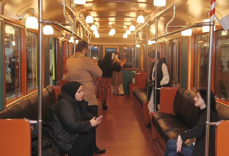 Bakı metrosunda retro vaqonlar nümayiş etdirilib