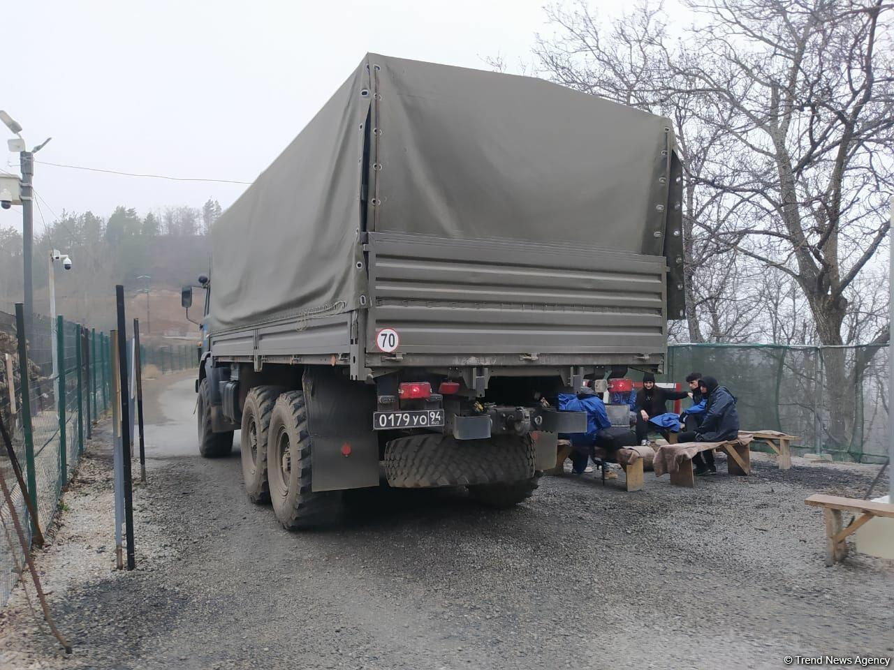 Sülhməramlılara aid 21 maşın Laçın yolundan maneəsiz keçib