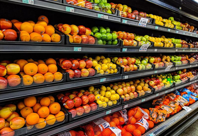 Ученые увидели, как химическое вещество с этикеток просачивается на продукты питания