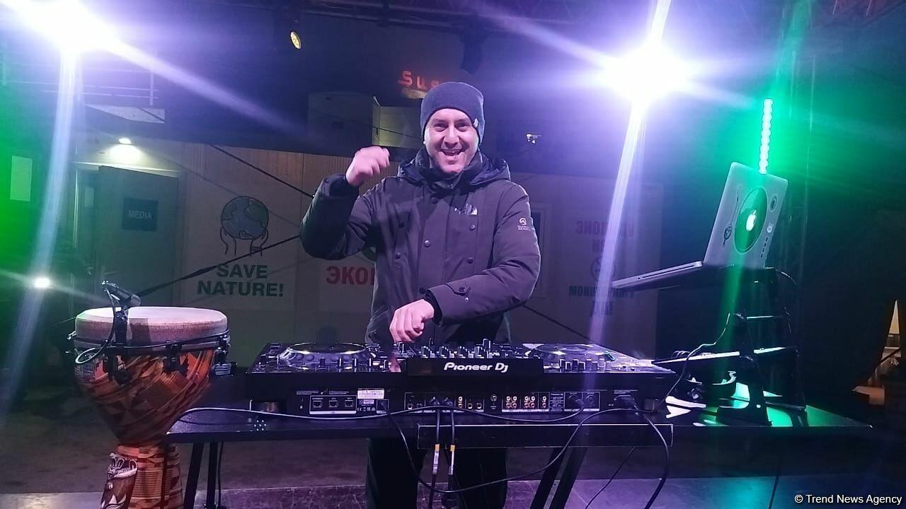 В Шуше разожгли праздничный костер