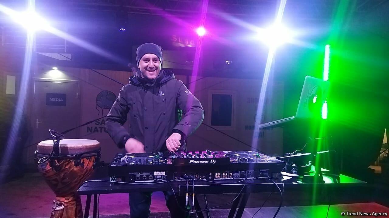 В Шуше разожгли праздничный костер