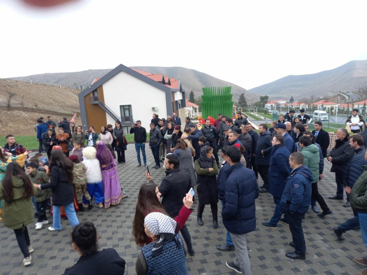 Коллектив Кукольного театра выступил со спектаклем в селе Талыш
