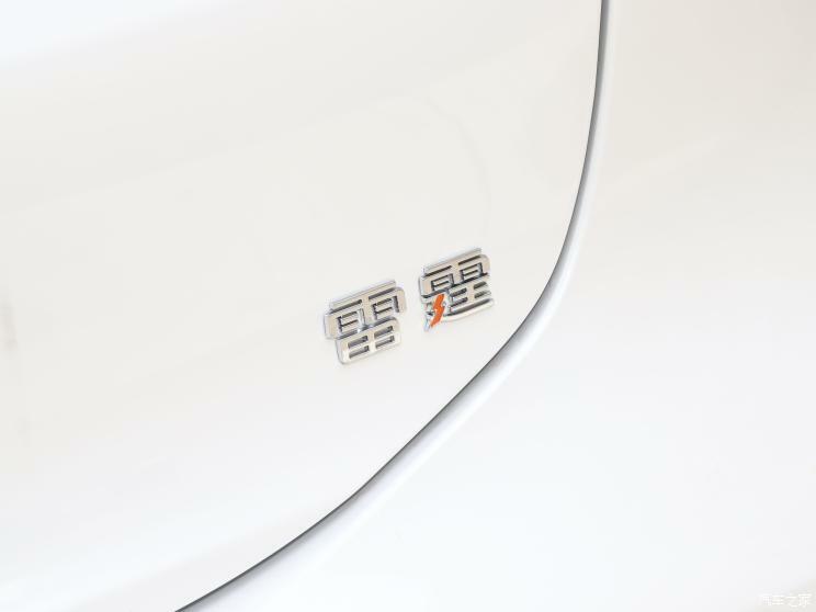 Dongfeng начинает продажи электрокроссовера Thunder