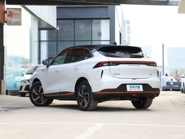 Dongfeng начинает продажи электрокроссовера Thunder