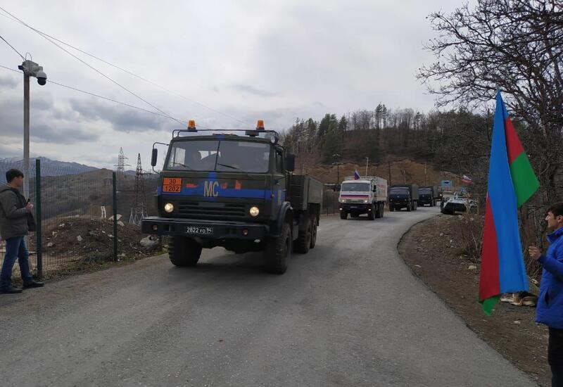 По Лачинской дороге проехала еще одна автоколонна миротворцев