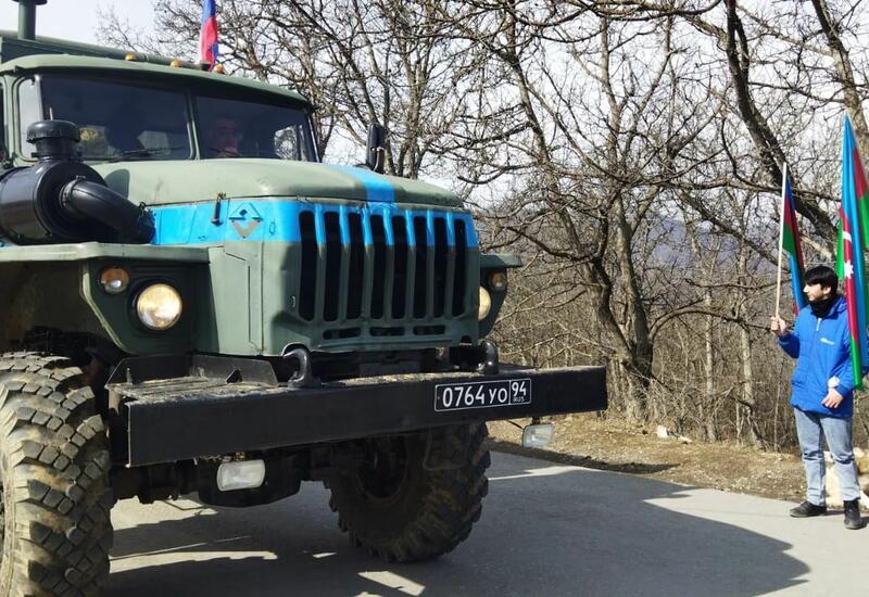 По Лачинской дороге проследовала очередная автоколонна миротворцев