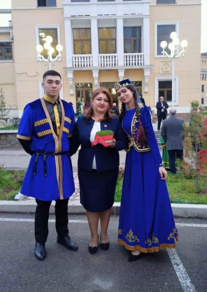 Президент Узбекистана поздравил азербайджанскую диаспору с праздником Новруз