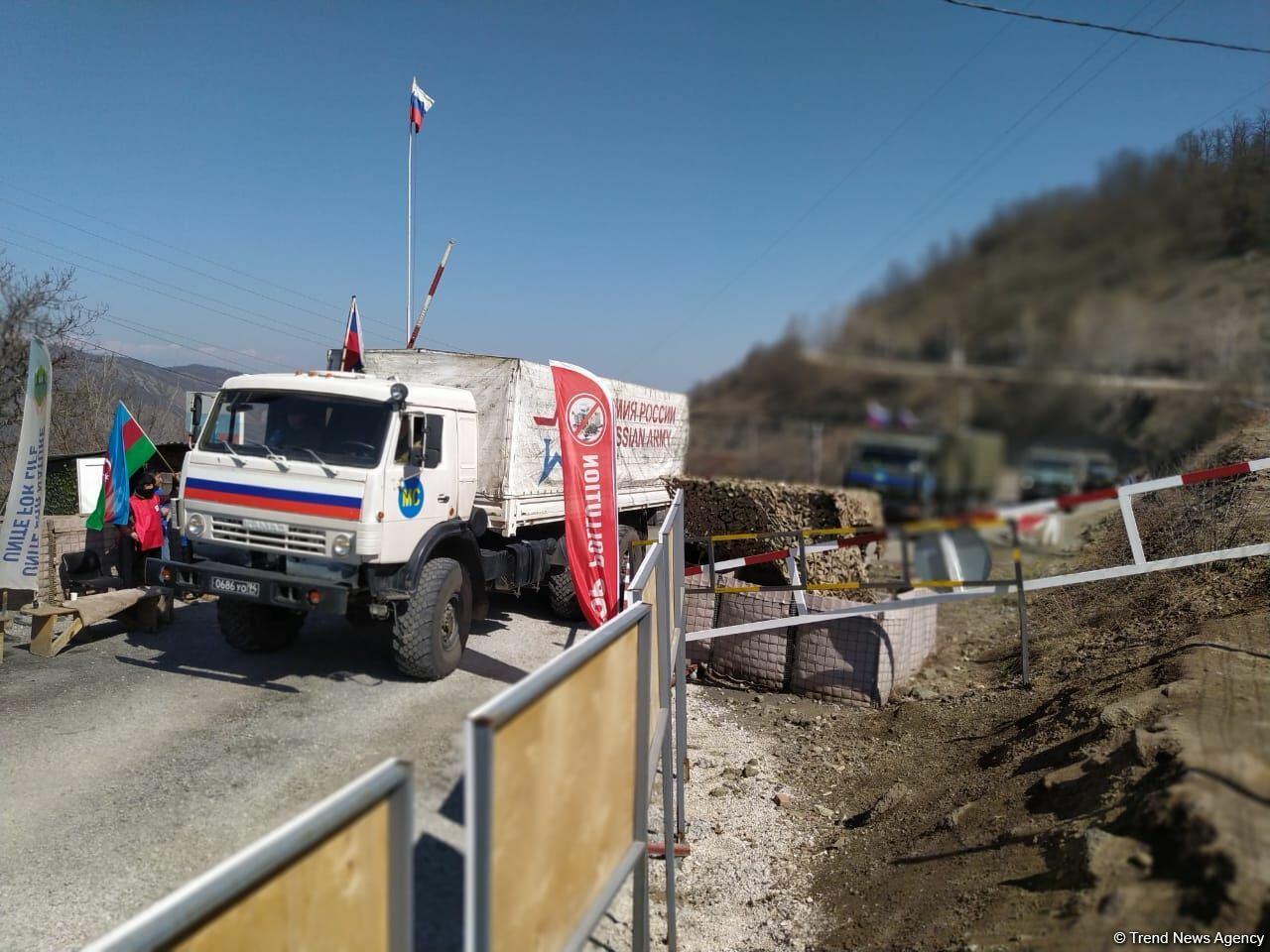 По Лачинской дороге проехала автоколонна миротворцев