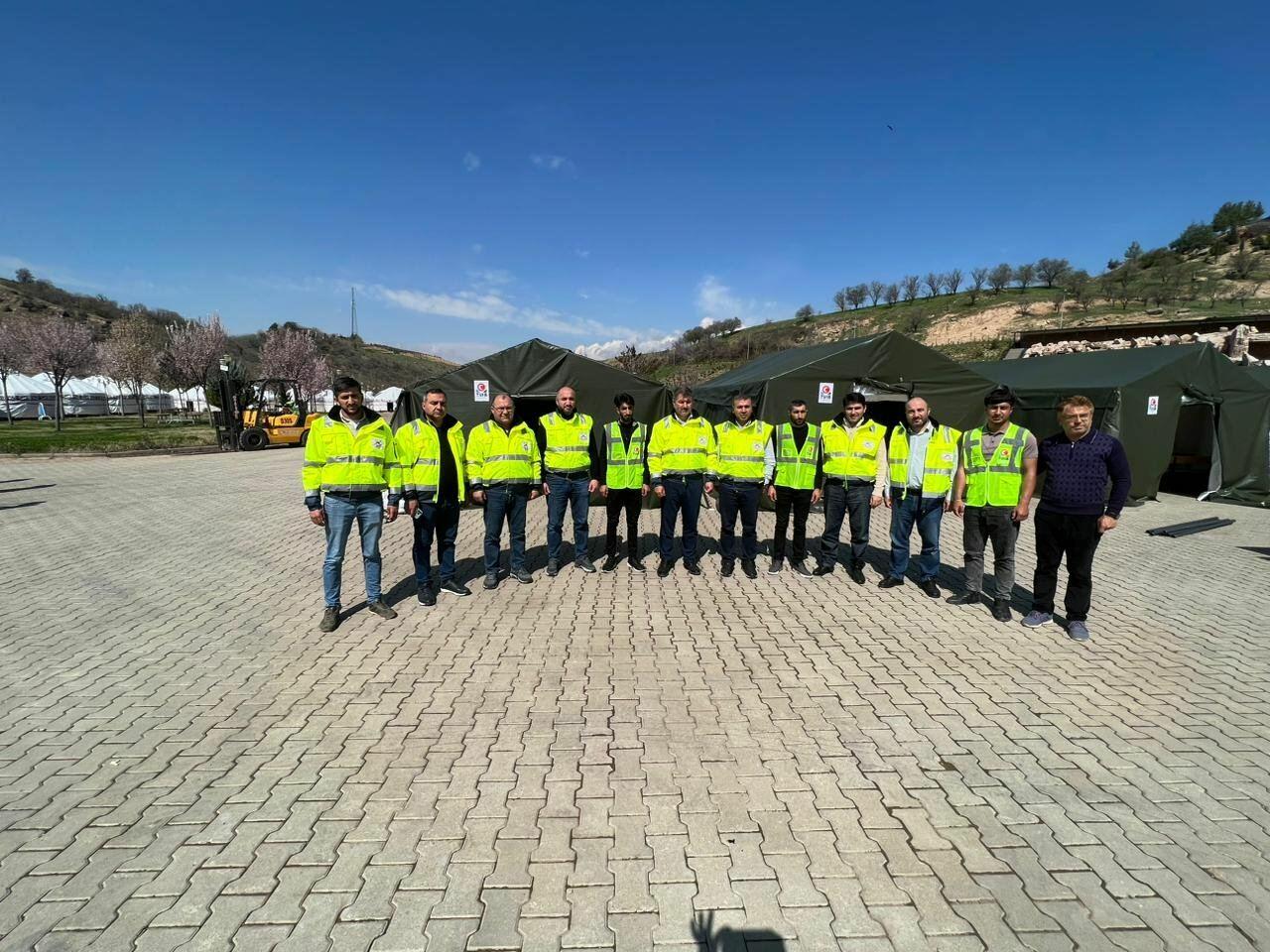 “Qardaş Köməyi platforması” nümayəndə heyəti növbəti dəfə Türkiyədə zəlzələ bölgəsinə səfər edib