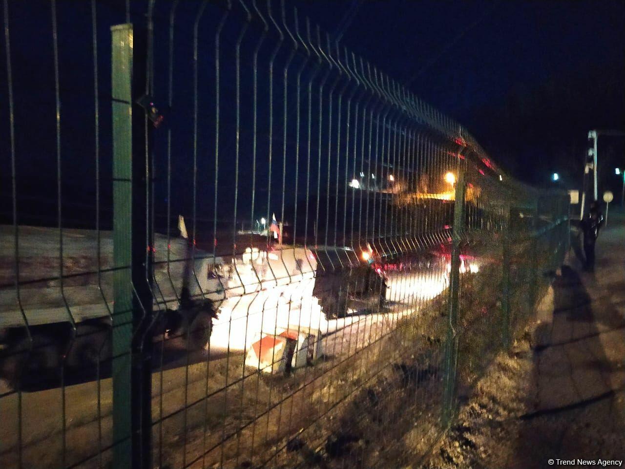 Автомобили миротворцев свободно проехали по Лачинской дороге