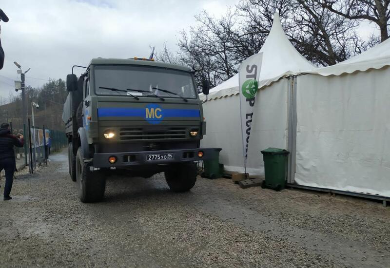 По Лачинской дороге беспрепятственно проехали 8 автомобилей миротворцев