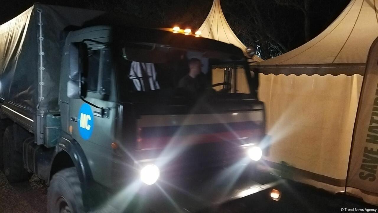 По Лачинской дороге беспрепятственно проехали 23 автомобиля миротворцев