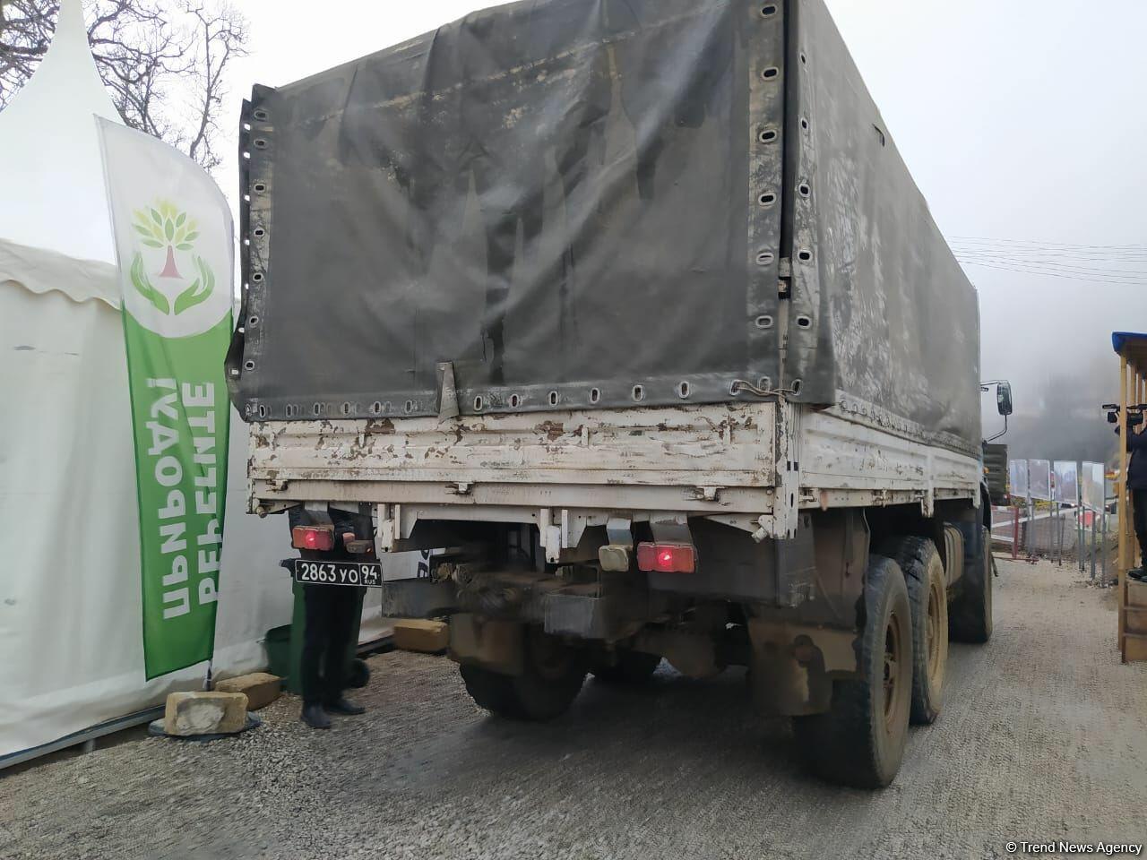 По Лачинской дороге беспрепятственно проехали автомобили миротворцев