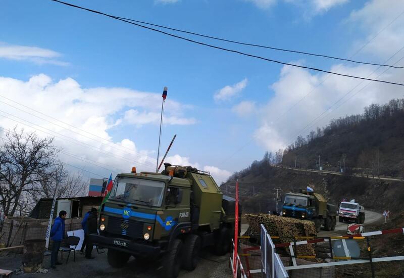 По Лачинской дороге беспрепятственно проехали 6 автомобилей миротворцев