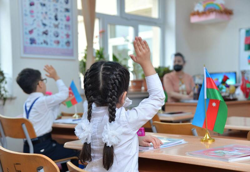 Azsaylı xalqların dili ilə bağlı dərsliklər gələn tədris ilindən məktəblərə veriləcək