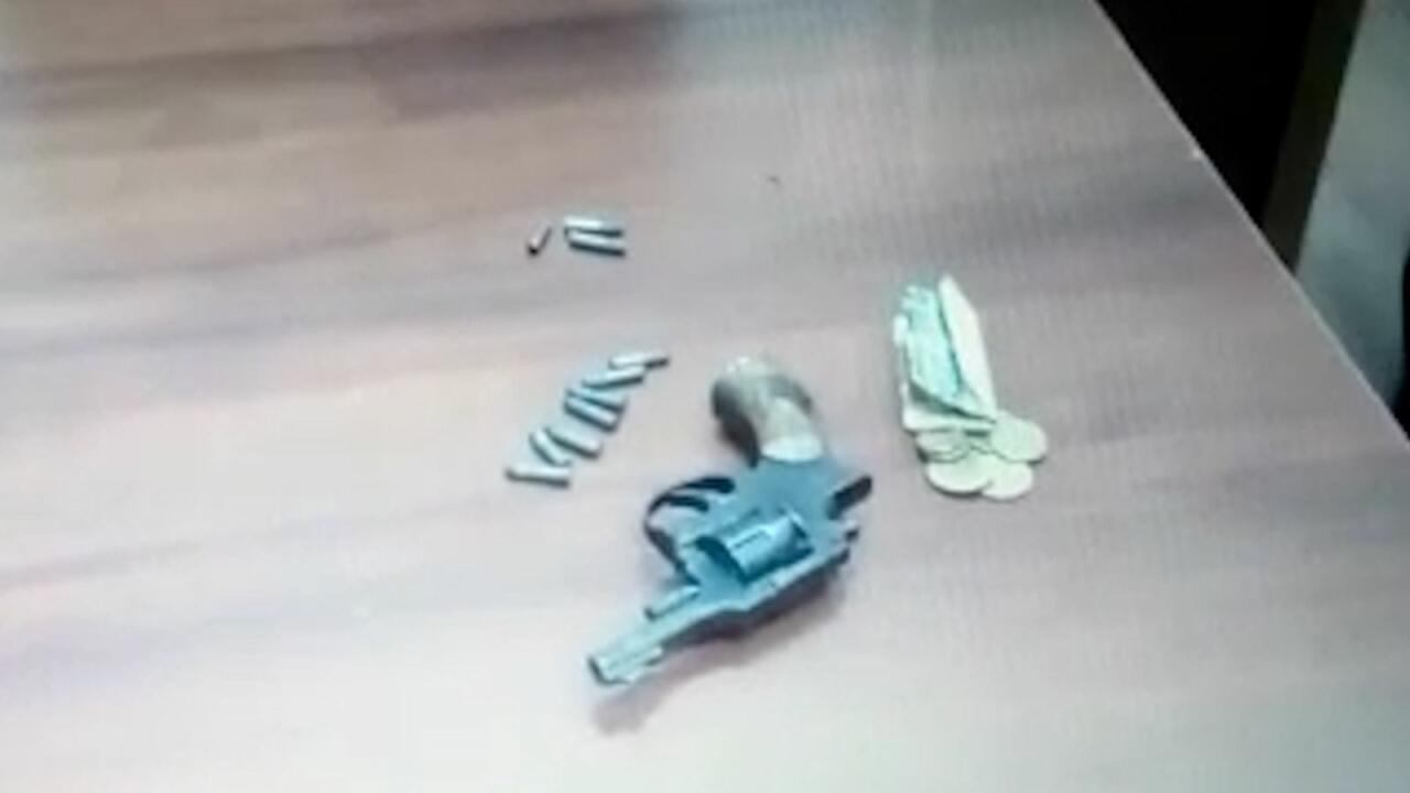 В Азербайджане задержан вооруженный человек, пропагандировавший преступность в соцсетях