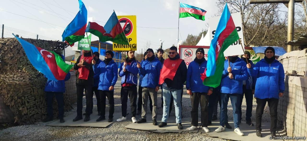 Акция протеста на дороге Лачин-Ханкенди продолжается 109-й день