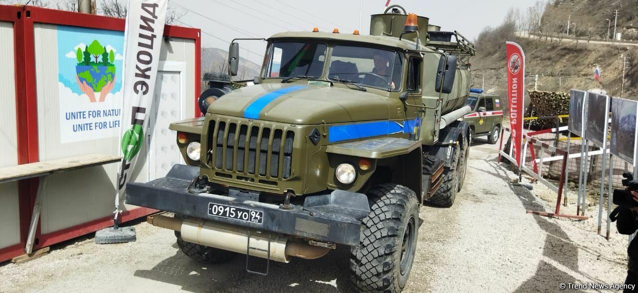 По Лачинской дороге проехала автоколонна из 25 транспортных средств миротворцев