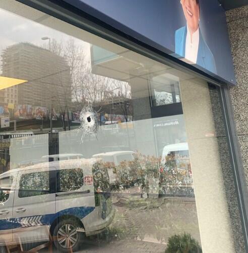 Akşenerin partiyasının binası atəşə tutuldu