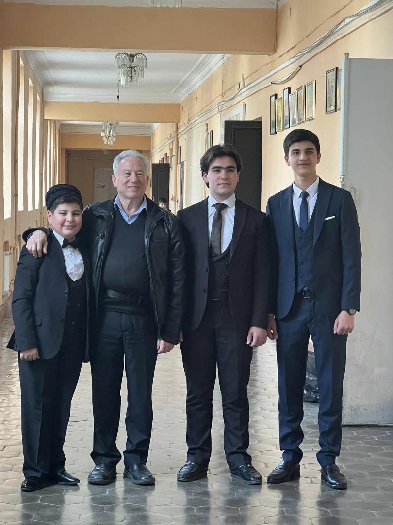 В Баку приехал известный американский музыкант