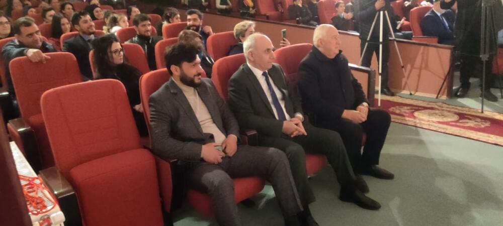 Füzulidə "Molla Nəsrəddin" komediyasının premyerası olub