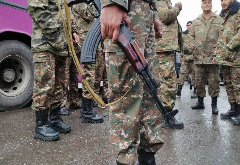 Ermənistanda hərbçilər arasında atışma olub,