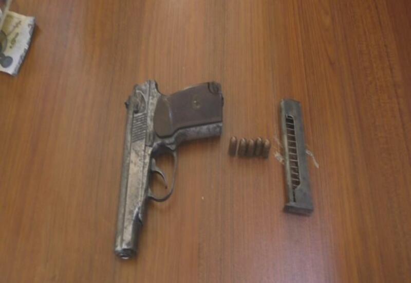 Mingəçevirdə üzərində “Makarov” gəzdirən şəxs tutuldu