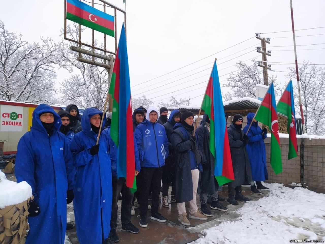 Акция протеста на дороге Лачин-Ханкенди продолжается 111-й день
