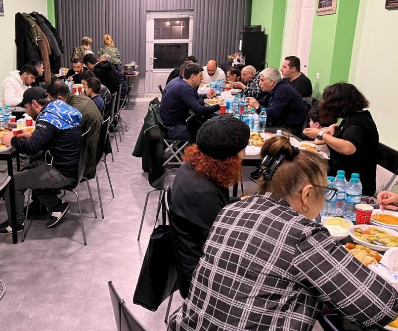 Rotterdamda iftar süfrəsi soydaşlarımızı bir araya gətirib