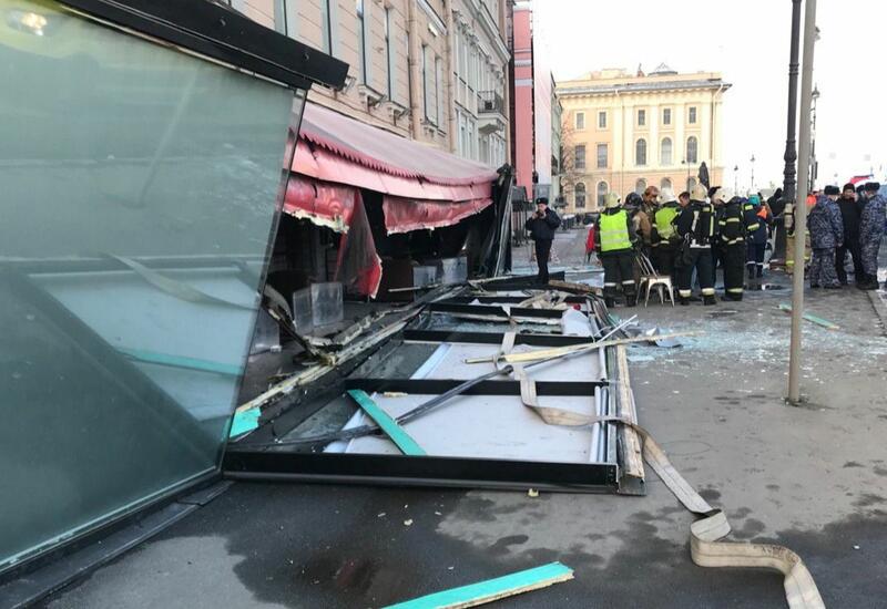 Мощный взрыв в кафе в Петербурге: есть погибший и раненые