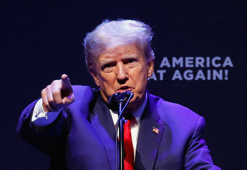 Юристы Трампа надеются перенести рассмотрение его дела в другой суд