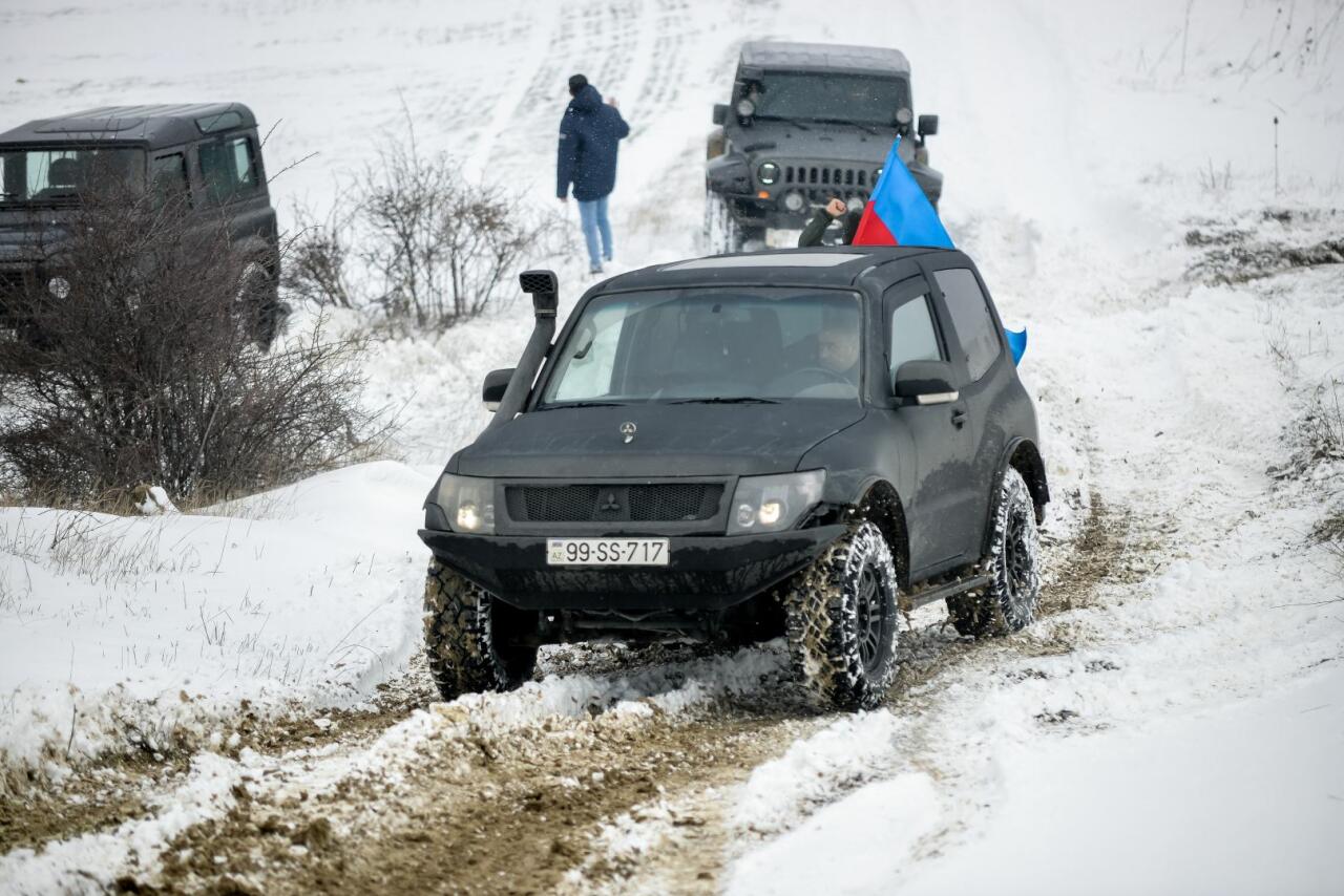 Автомобильная федерация Азербайджана организовала пробег внедорожников