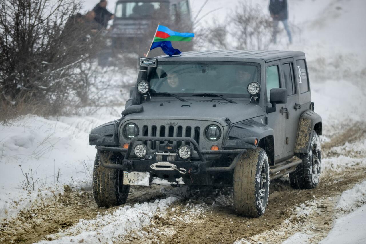 Автомобильная федерация Азербайджана организовала пробег внедорожников