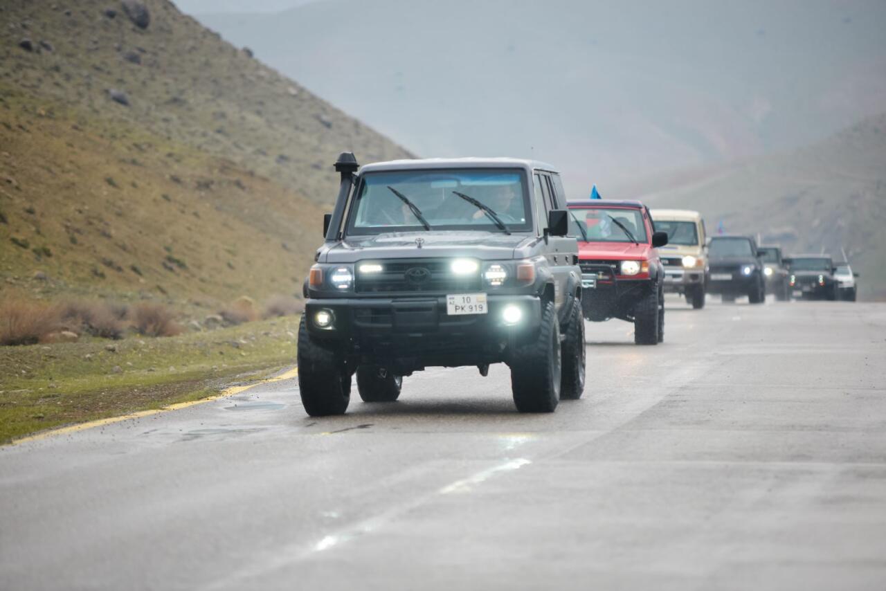 Автомобильная федерация Азербайджана организовала пробег внедорожников