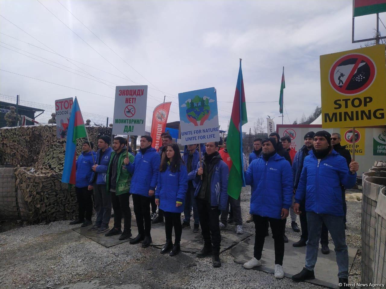 Акция протеста на дороге Лачин-Ханкенди продолжается 112-й день