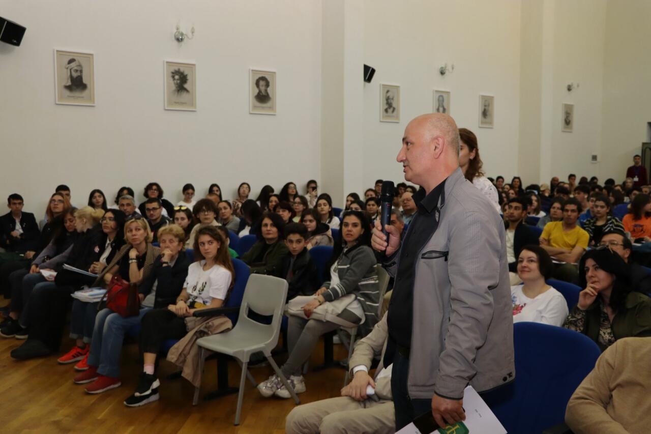 День открытых дверей в Бакинском филиале МГУ имени М.В. Ломоносова вызвал большой интерес