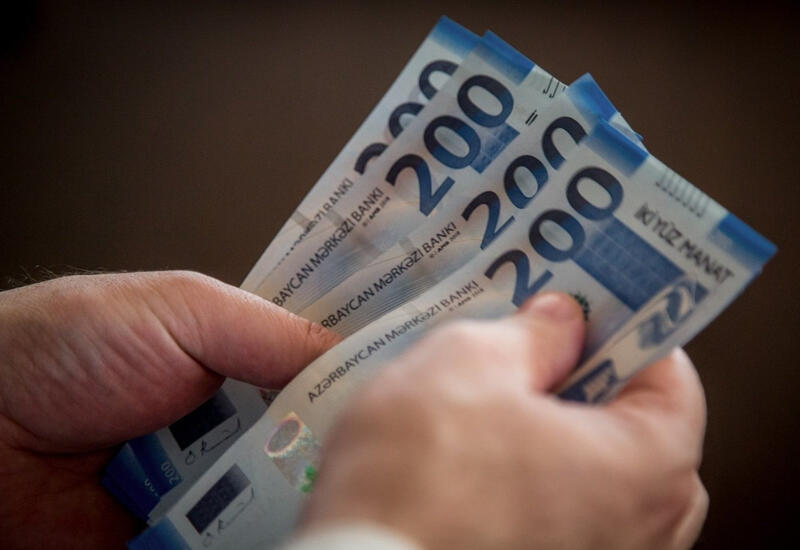 Azərbaycanda bu şəxslər maaşdan əlavə 600