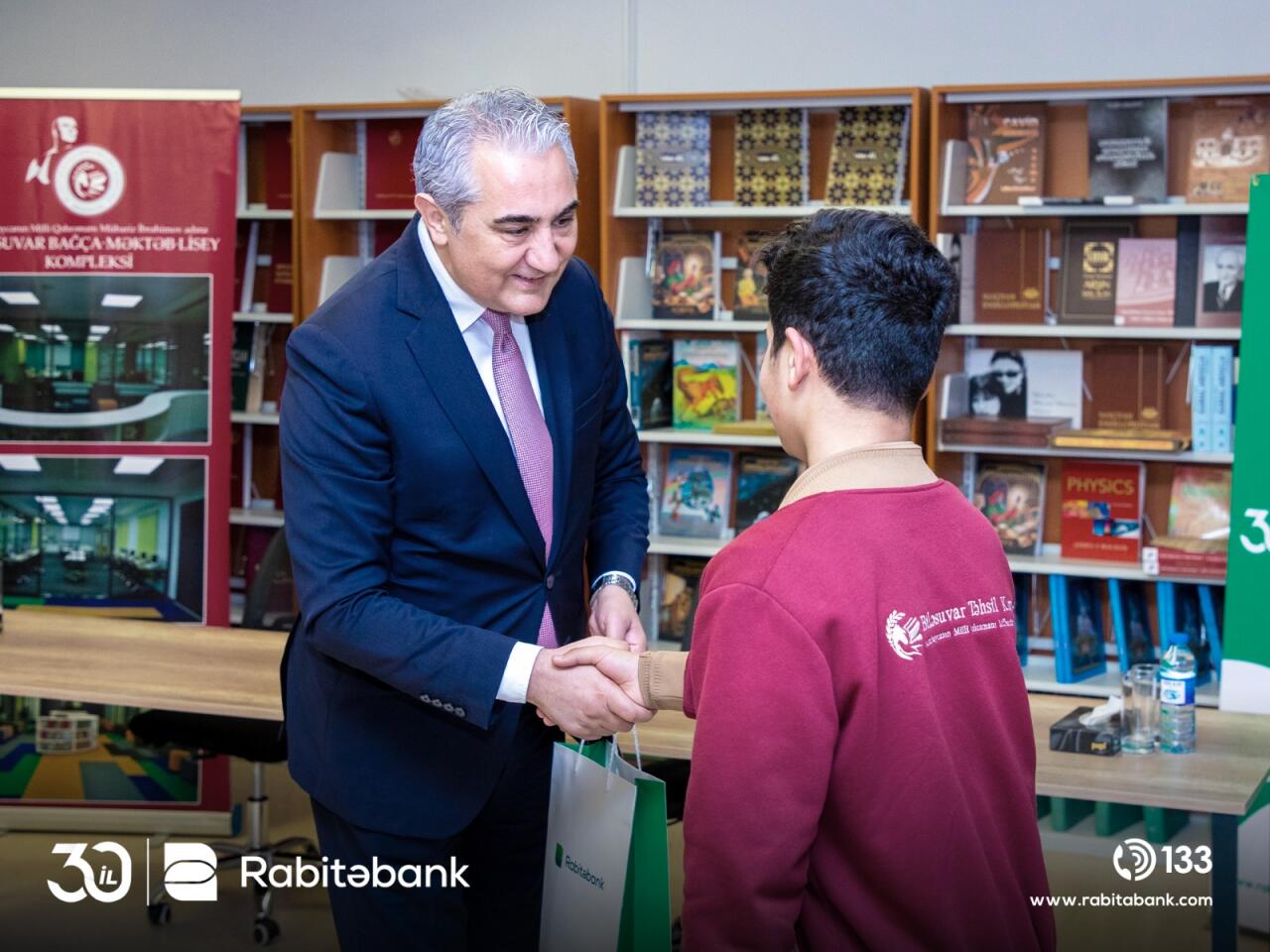 Rabitəbank Şəhid və Qazi ailələrinin övladlarına təhsil haqqı ilə bağlı ianə etdi