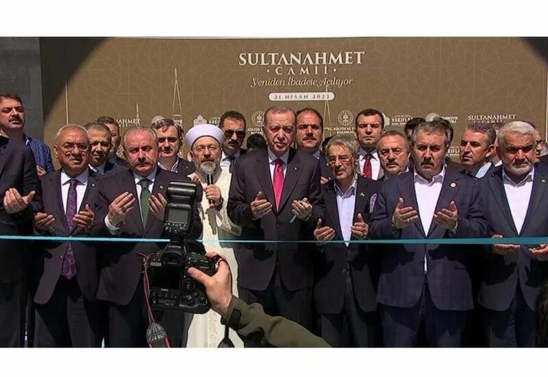 Мечеть Султана Ахмеда в Стамбуле открыта после реставрации