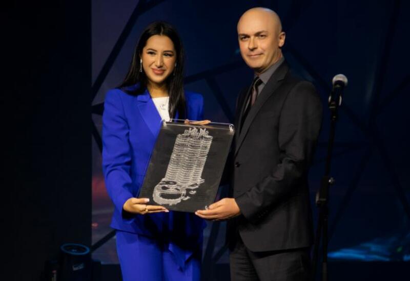 Компания «Improtex Motors» отметила свой 25-летний юбилей, одновременно презентовав уникальный в своём роде кроссовер BMW XM