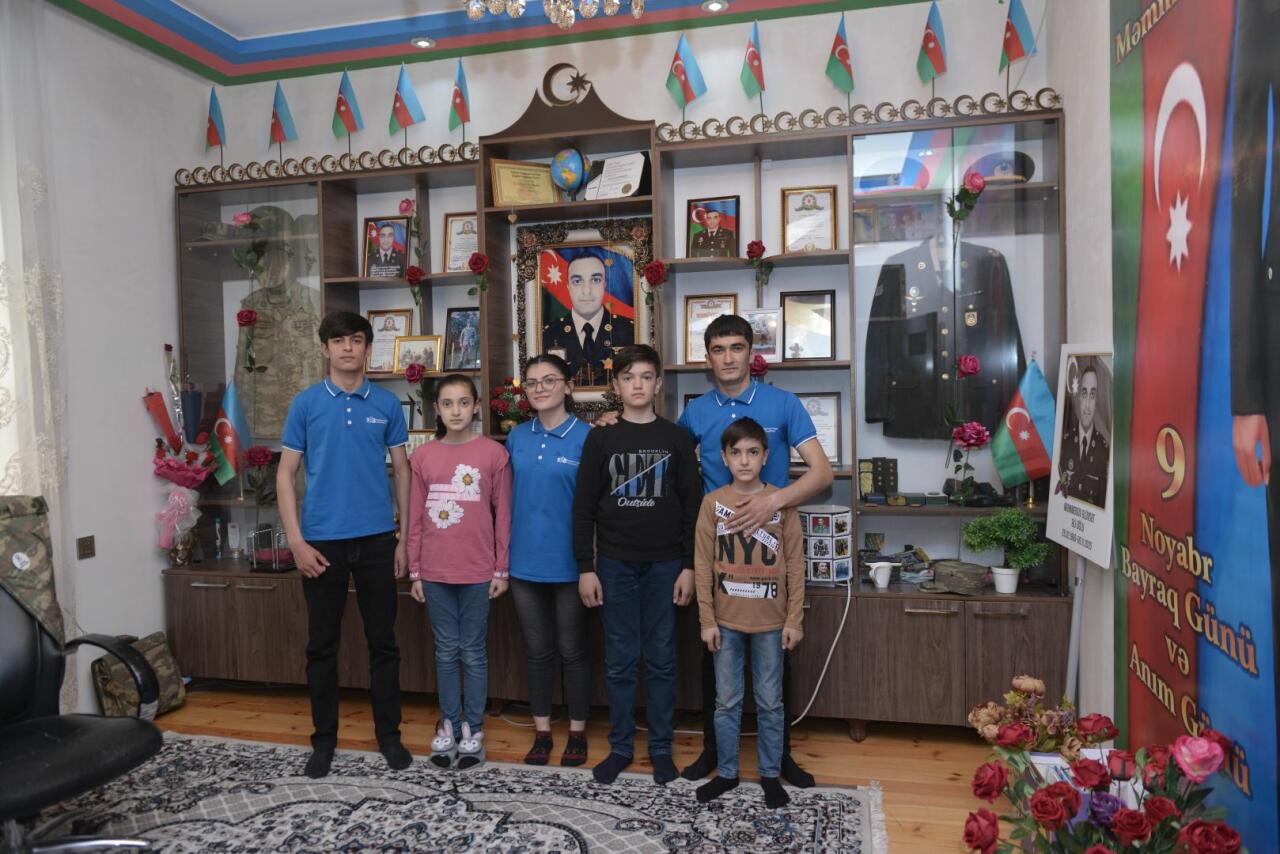 В рамках программы PASHA Holding "Родина защищает детей героев" семьям шехидов доставляются праздничные подарки по случаю праздника Рамазан