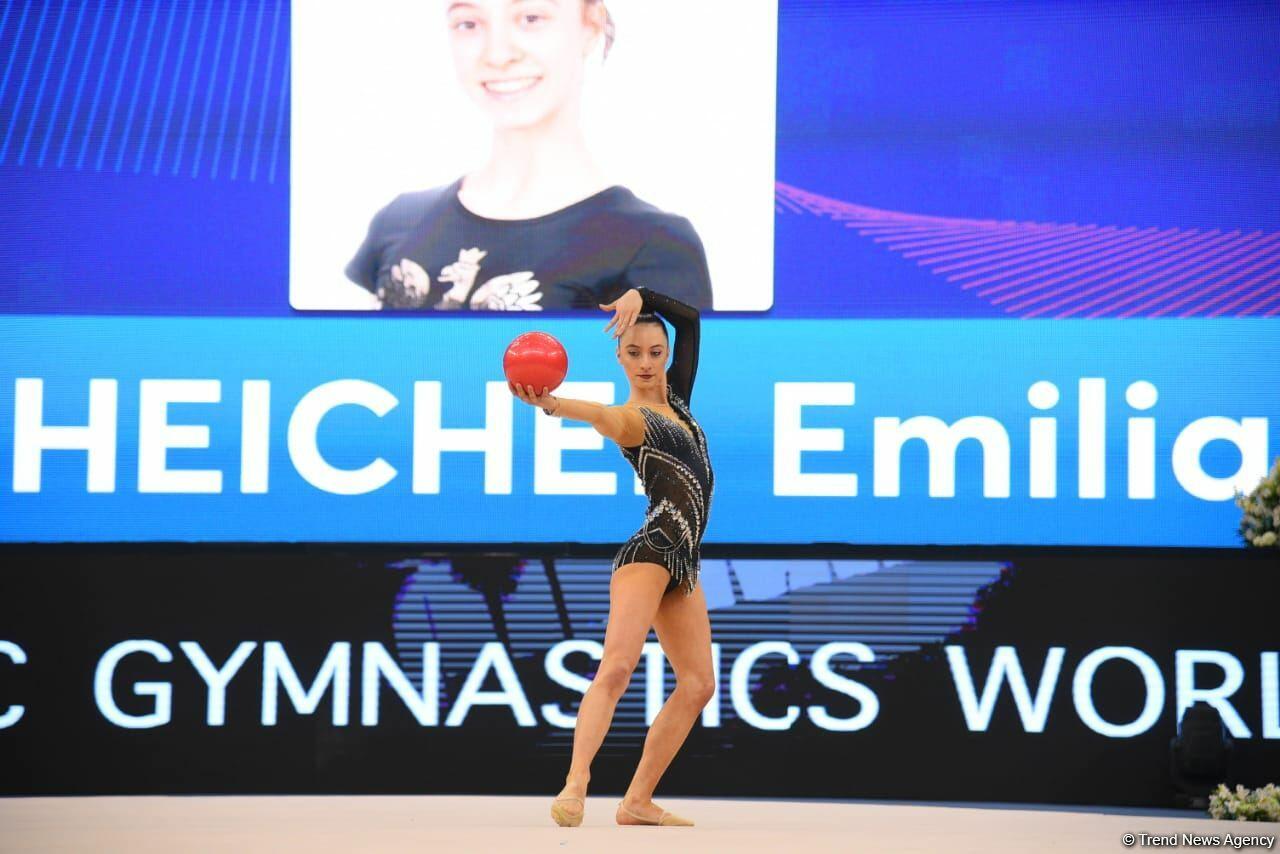 В Баку стартовал первый день соревнований Кубка мира FIG по художественной гимнастике